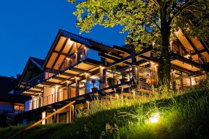 FLOCK Haus - casa in legno e vetro Canton Ticino